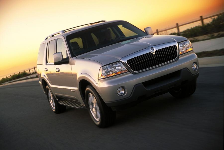  Lincoln Aviator 2003 года  (фото 25 из 57)